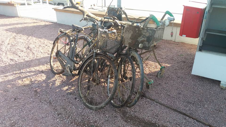 Trei biciclete găsite la un singur pescuit