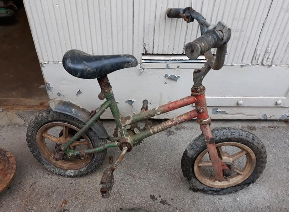 Bicicletă de copii corodată