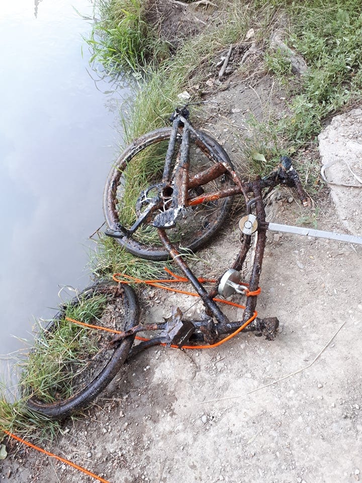 Bicicletă distrusă din Slovacia