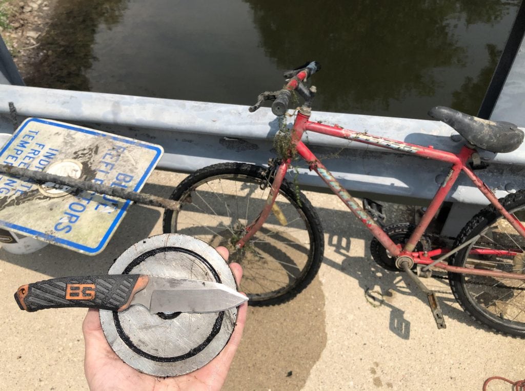 Capturi magnet fishing