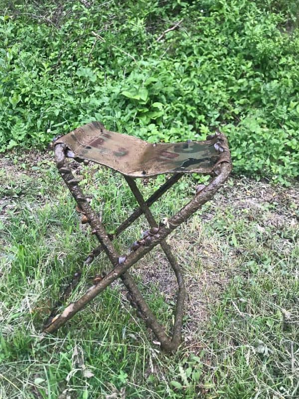 Captură: un scaun de pescuit acoperit de scoici